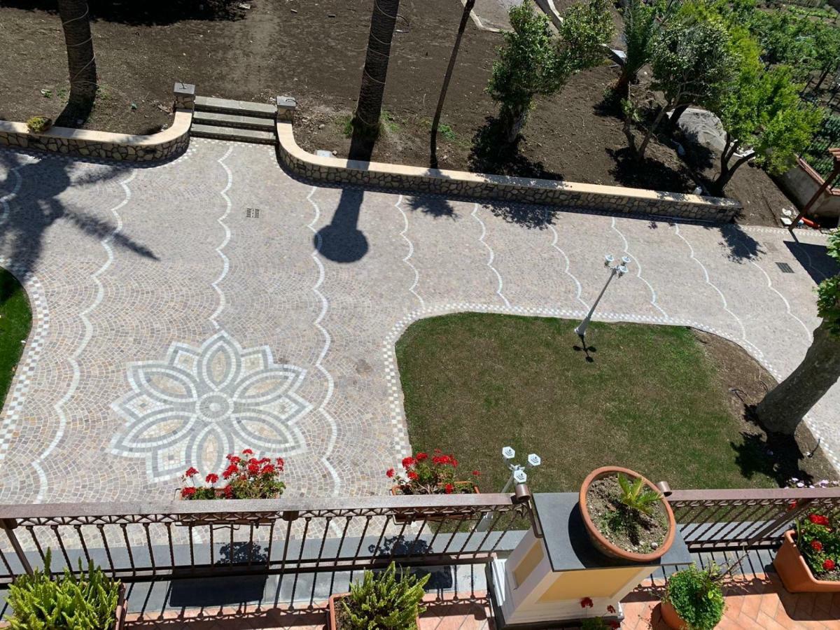 Villa Lucia Terrazza Panoramica Castellammare di Stabia Exterior foto